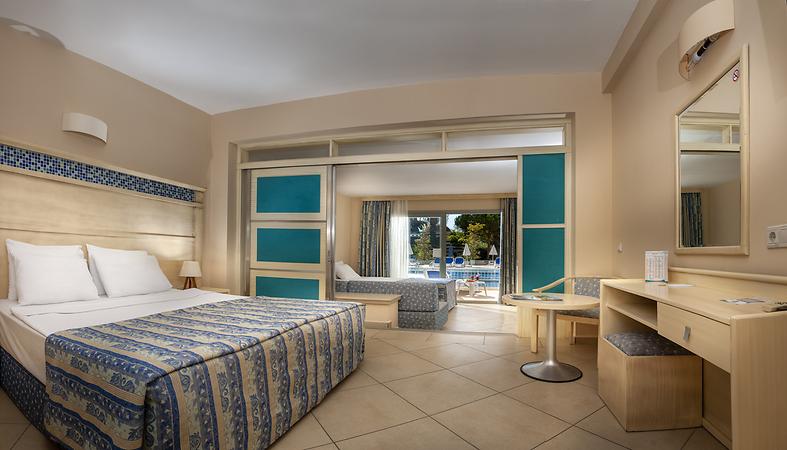 Family Pool Suite