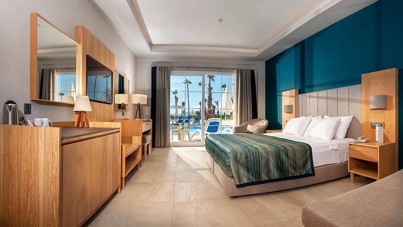Süperior Pool Suite